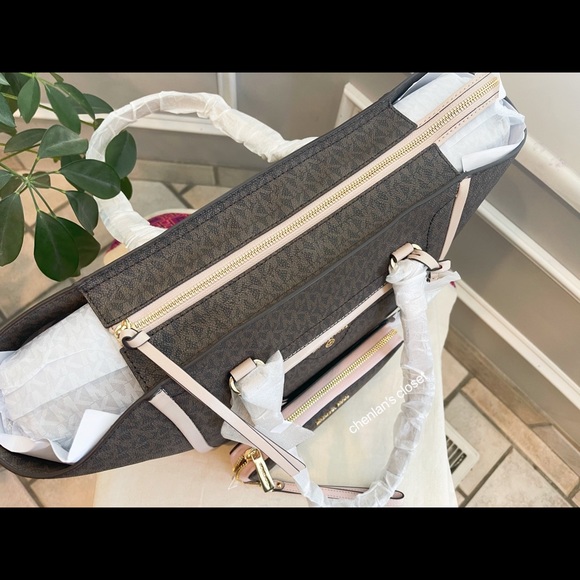 🌸NeW! Michael Kors Carine Tote Set - Picture 8 of 15